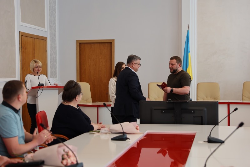 Проректора з навчально-методичної роботи ТНПУ нагородили відзнакою «Заслужений працівник освіти України»
